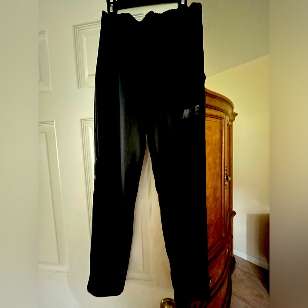 Nike excellent  conditions , look my closet, teenager bundle and save